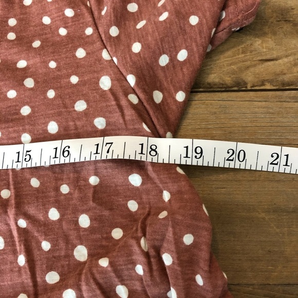 O'Neill mauve polka dot crop with lace - Picture 6 of 7